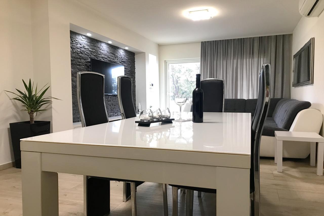 Apartments Villa Stivan Solin Buitenkant foto
